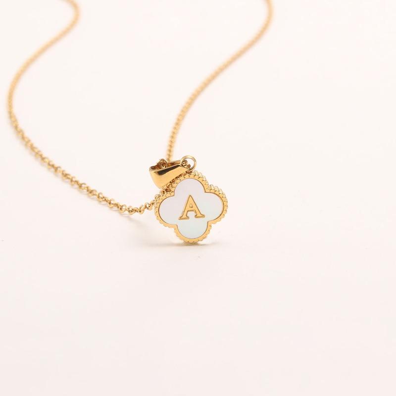 Gold-plated Letter Necklace for Elegant Women - Four-leaf Clover Letter Pendant Necklace