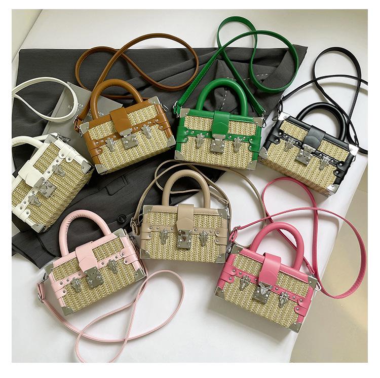 2025 Fashion Rivet Woven Straw Handbag - Versatile Trendy Shoulder & Crossbody Beach Bag