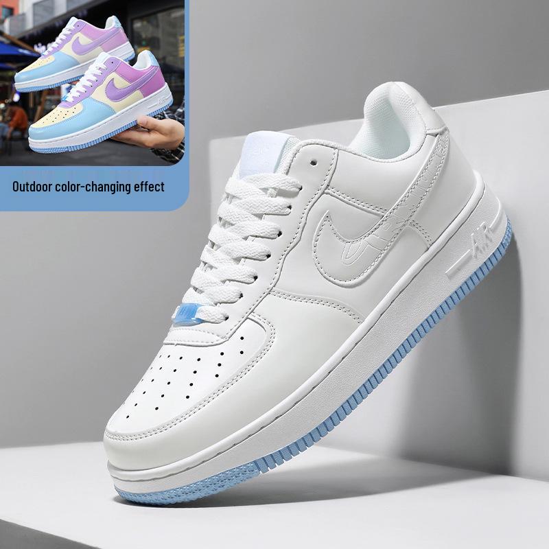 נעלי סניקרס יומיומיות רב-תכליתיות Putian AJ Air Force 1 נמוכות לבן/שחור/זהב לגברים ונשים