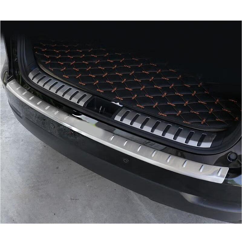For Lexus NX 200 200t 300h 2015 2016 2017 2018    Car Stainless Steel Trunk Inner Guard Rear Bumper Trim Accessories