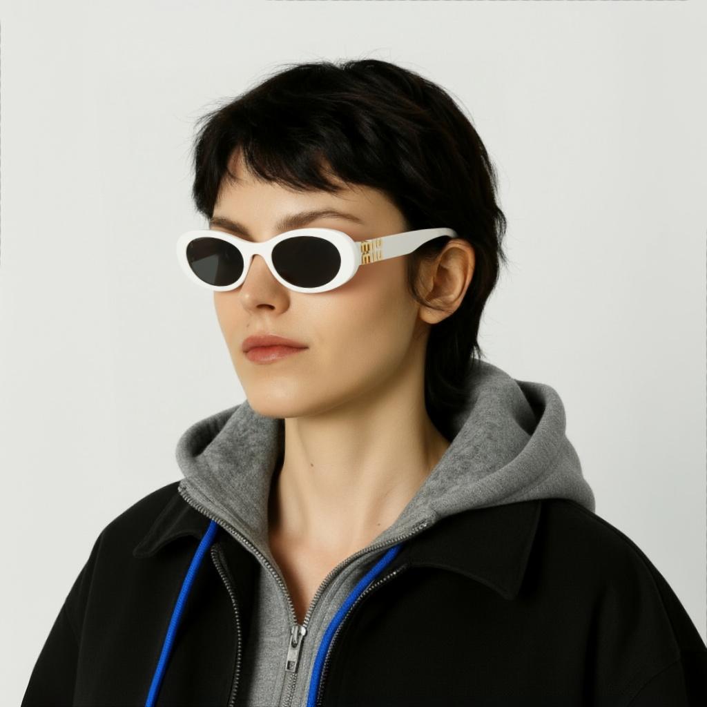 Miu Miu Logo Cat Eye Sunglasses Women sunglasses White 0MU06ZS1425S0