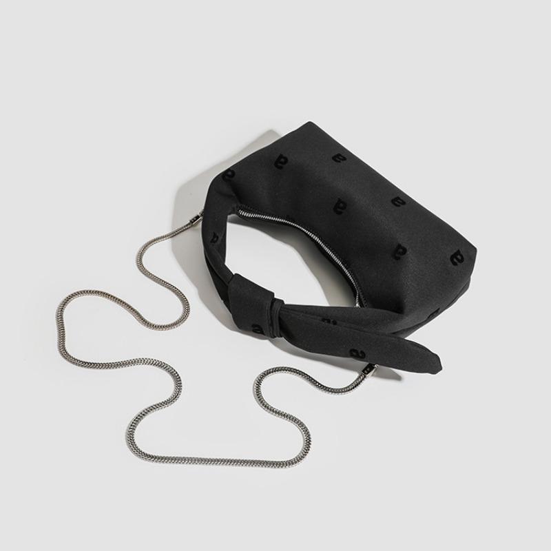 High-end Hand-held Lunch Box for Making Dumplings, Casual Lettered Hand-held Crossbody Bag