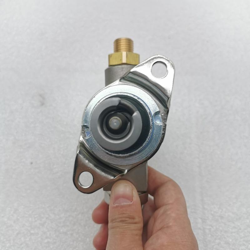 High Quality New For 06J127025J Suitable for TT/TTS/A3/Tiguan/Magotan 2.0T Automotive Parts High-pressure Fuel Pump