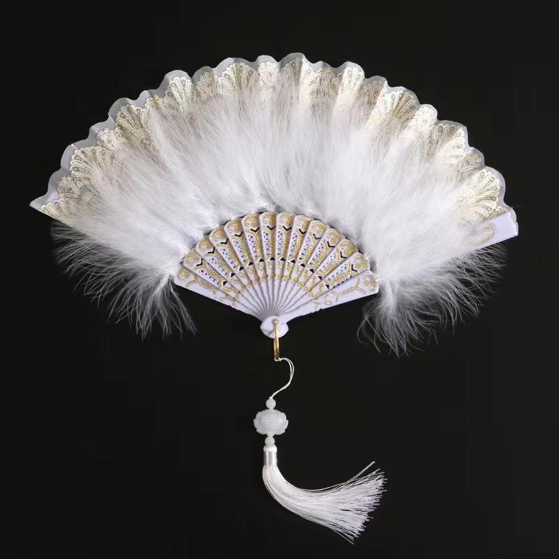 Ancient Style Feather and Lace Cheongsam Fan - Retro Chinese Hanfu Dance Accessory.