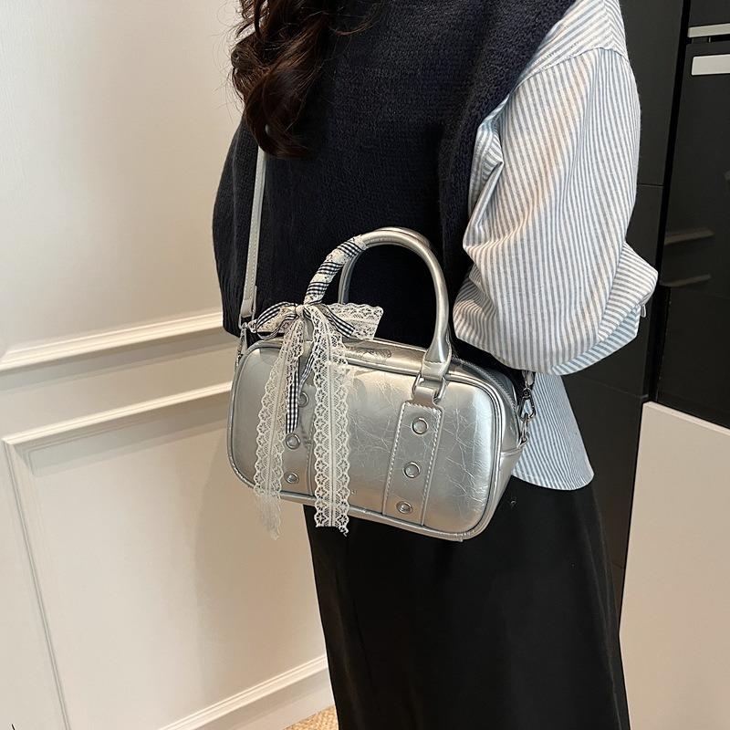 Niche Handbag Women's Summer New Small Fresh and Fashionable Shoulder Bag Versatile Messenger Bag
