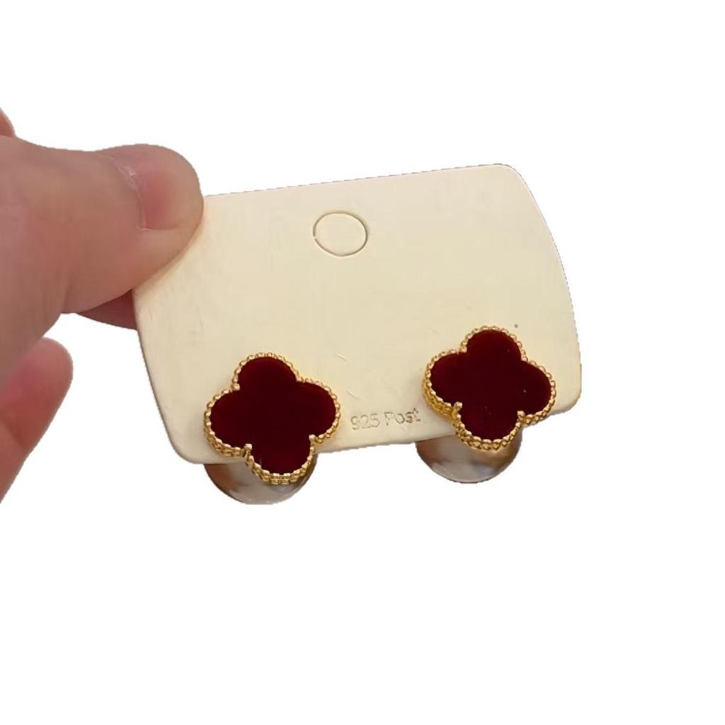 Hong Kong Retro Wine Red Clover Stud Earrings - Unique & Stylish Design