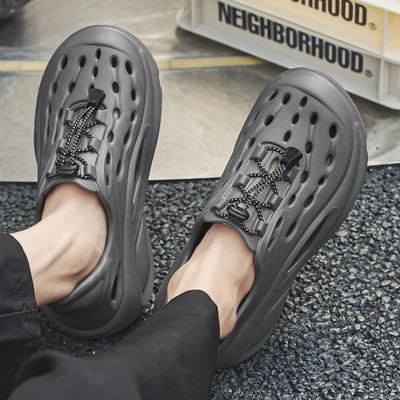 Herrensandalen 2025 Sommer Neu Personalisierte Mode Sport Freizeit Perforierte Schuhe Hohe Qualität EVA Anti-Rutsch Strandschuhe Männlich
