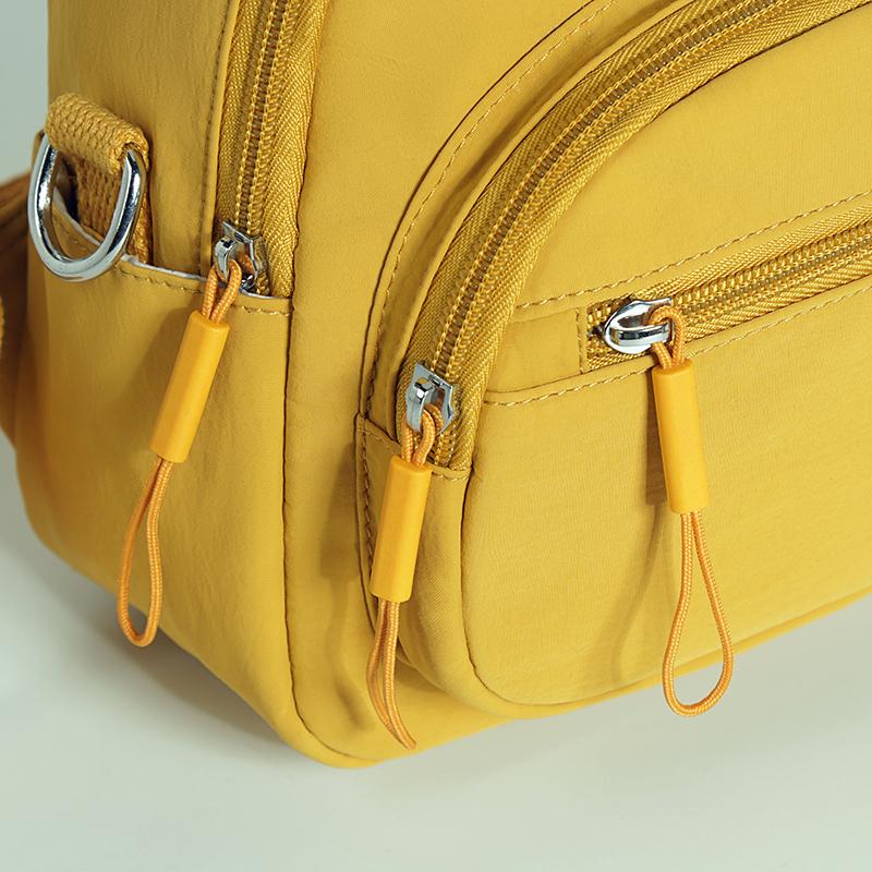 Women's Lightweight Waterproof Multi-compartment Backpack