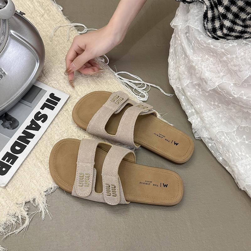 Slippers women's summer outer wear new fashionable soft flat one-word sandals with skirt beach cool slippers