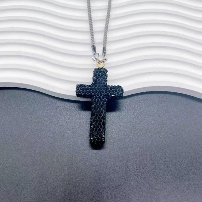 Elegante Crucifijo de Arcilla Colgante con Acento de Cristal para Espejo Retrovisor de Coche Accesorios Colgantes para el Interior del Coche