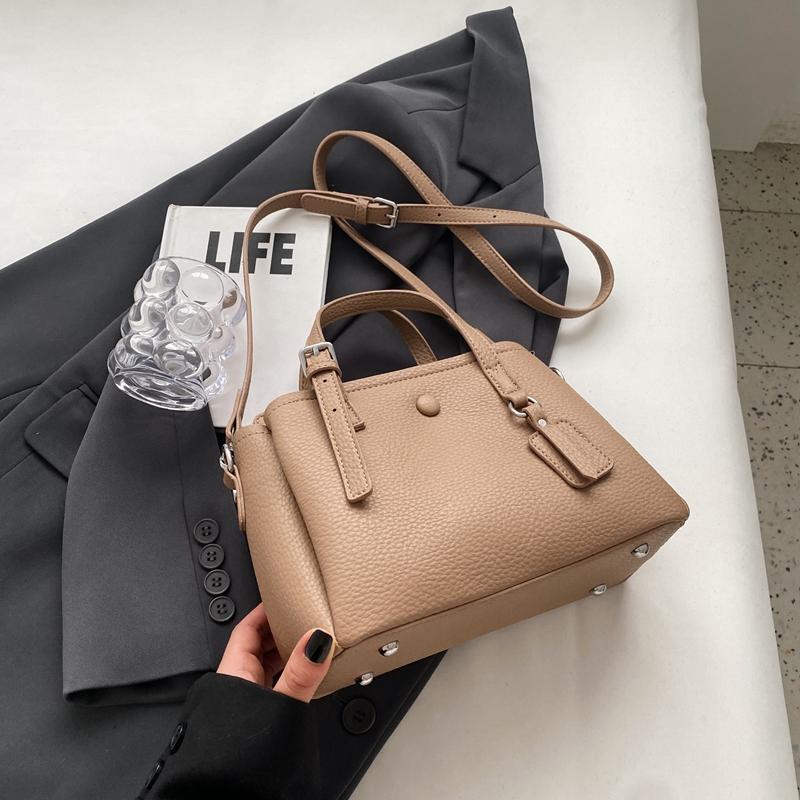 Handbags for Women  Autumn New Large Capacity Texture Leather  Tassel Shoulder Bags Elegant Fashion Ladies Crossbody Bags