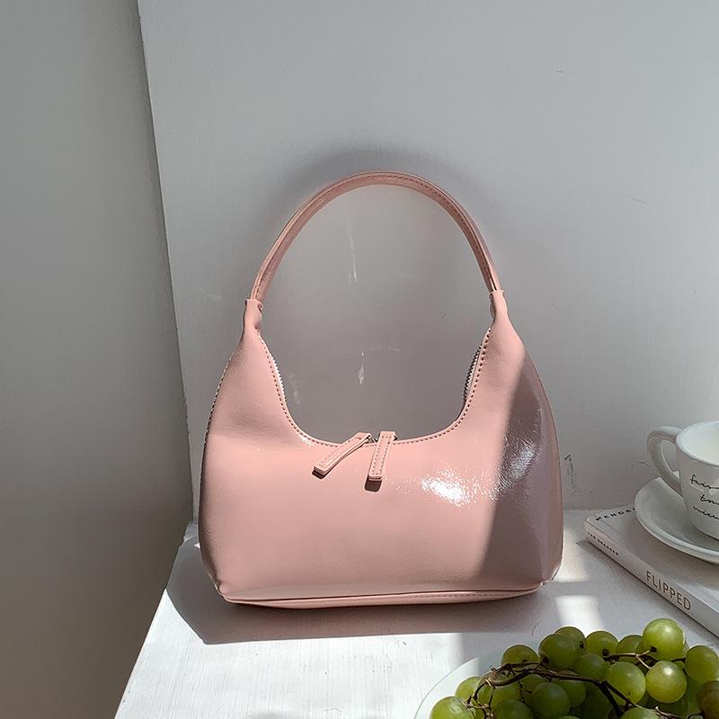 

Весенняя ПУ маленькая сумочка женская нишевая высококлассная сумочка модная глянцевая сумка под мышкой женская розовый