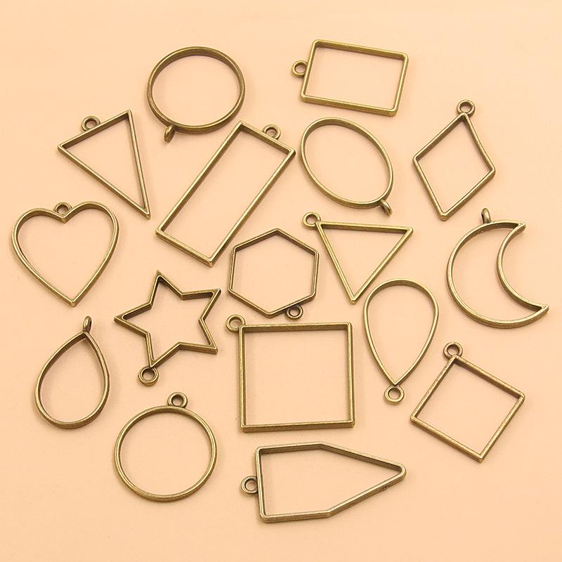 17 Ancient Green DIY Alloy Jewelry Pendants: Moon, Round, Heart with Drip Glue and Hollow Borders.