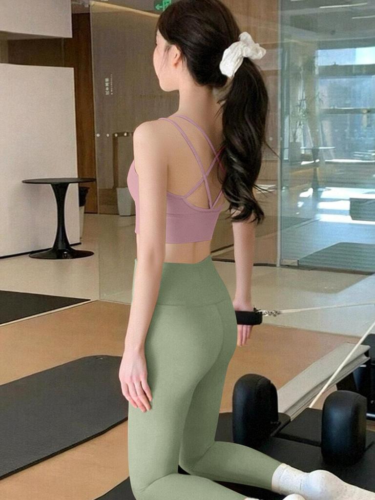 Women's Purple Yoga Set: Stylish Backless Pilates Tank with Chest Pads for Outdoor Wear, Perfect Fitness Apparel