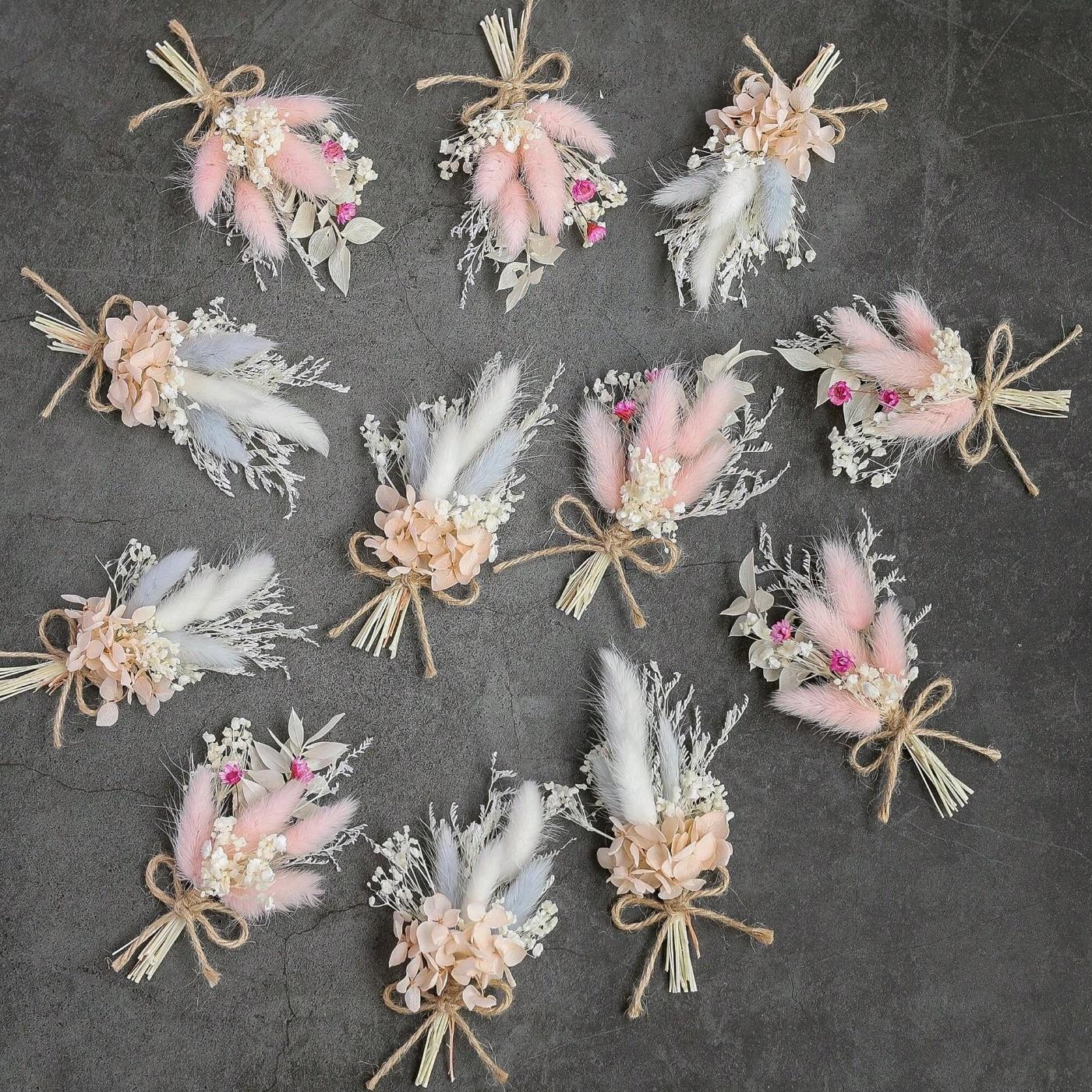 

8pcs Mini Artificial Flowers with Pink Feather-like Petals. Realistic, Durable for Wedding & Home Decor. Shop Now! бежевый
