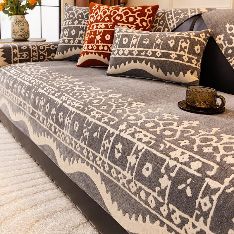 Высококачественный всесезонный нескользящий чехол на подушку дивана - 2026 70x70cm 1290₽