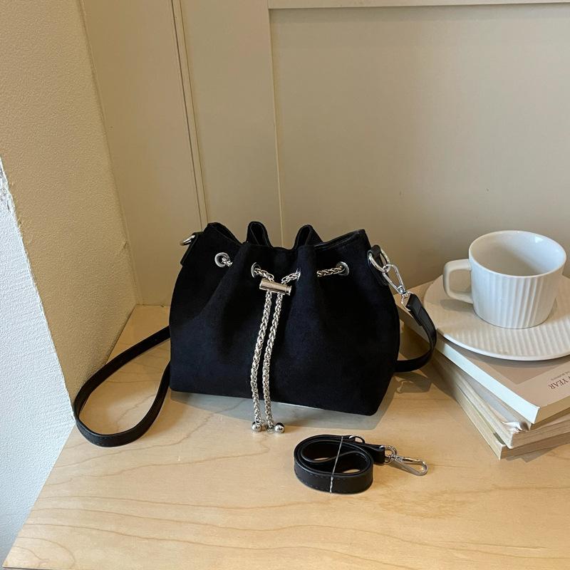 Bucket Bag, High-end Appearance, Small-sized Bag, Low-profile Bag, Delicate Crossbody Bag, Cloud-shaped Bag