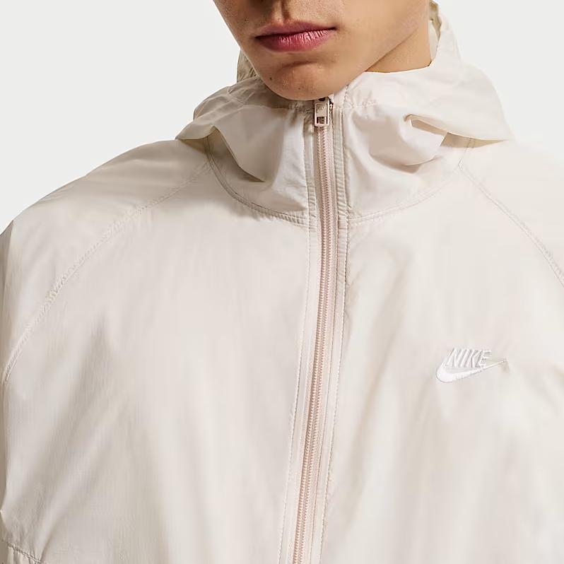 Nike Lightweight Tear-Resistant Solid Color Jacket Men Jackets IO9628-104