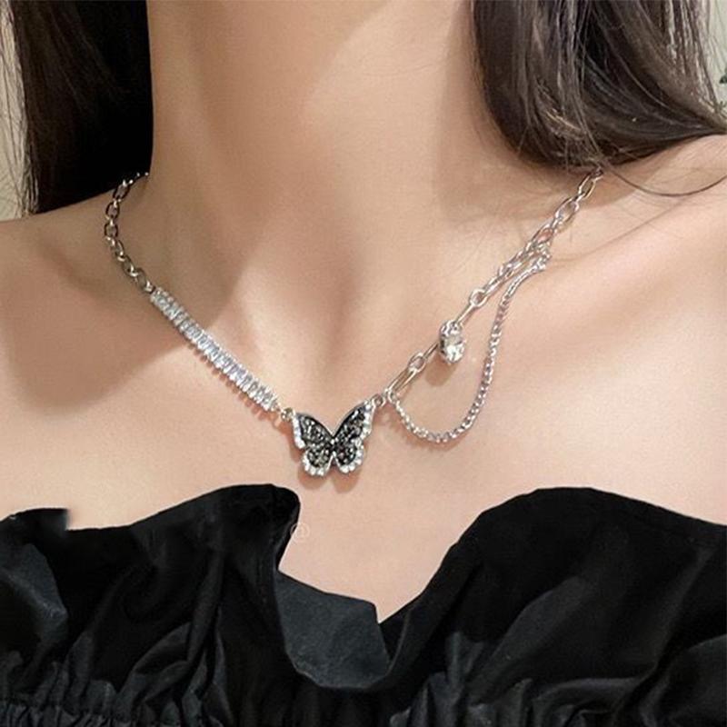 Korean Pearl Chain Choker Necklace For Women Girls  Trend Jewelry Heart Tassel Pendant Necklace Bridal Engagement Gift