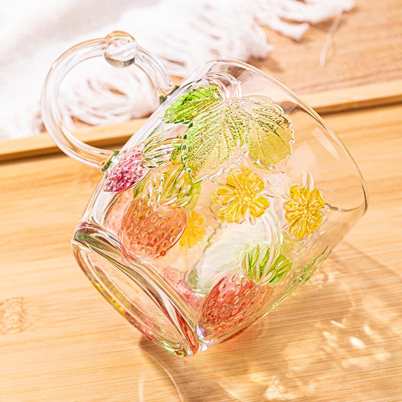Creative Strawberry Embossed Glass Mug