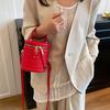 Nische neue Schulter Umhänge tragbare Eimer Damenhandtasche modisch einfach vielseitig trendige Pendlerhandtasche