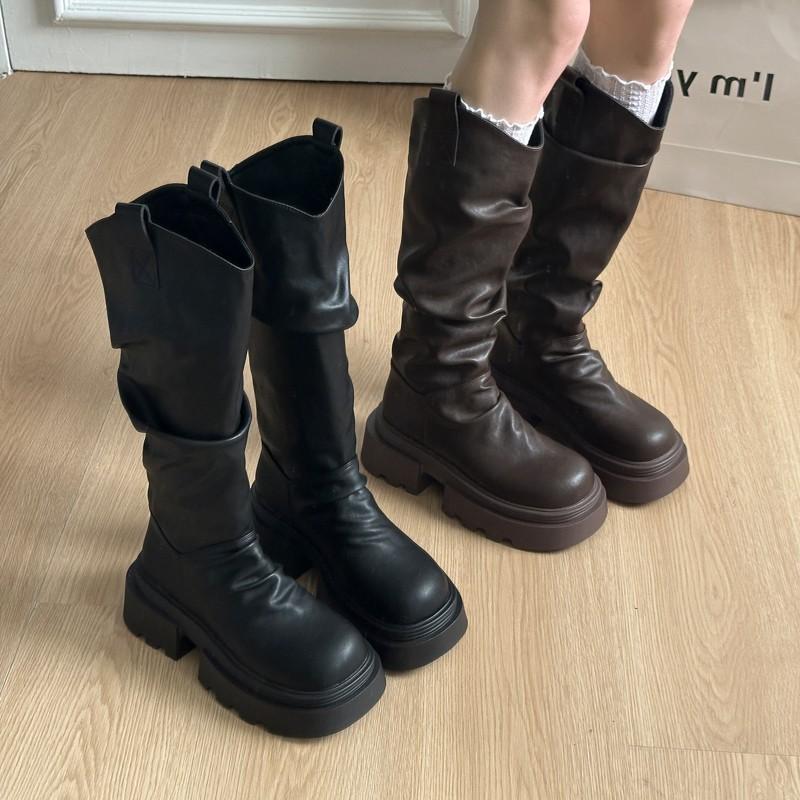 Small man Tiancai! Knight boots are popular this year, tall but knee-high black thick heel stacked boots, thin boots