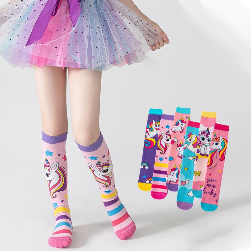 Süße Cartoon-Tier-Einhorn Kinder lange Socken Geeignet für Freizeit tägliches Leben Dekoration
