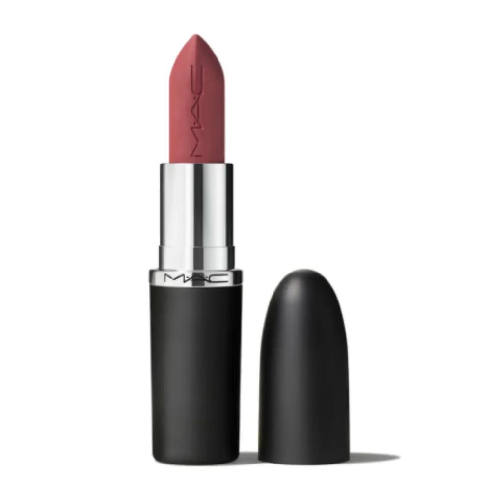 MAC Lipstick Maximal Silky Matte Girlfriend Twig Twist