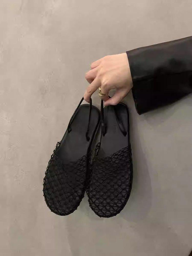 2025 летняя мода повседневная женская дышащая черная плетеная полая квадратная французская женская обувь нишевая специальная форма каблука 35