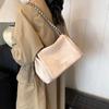 Elegant Urban Minimalist Tote Bag For Women Spacious Shoulder Bag Trendy Design