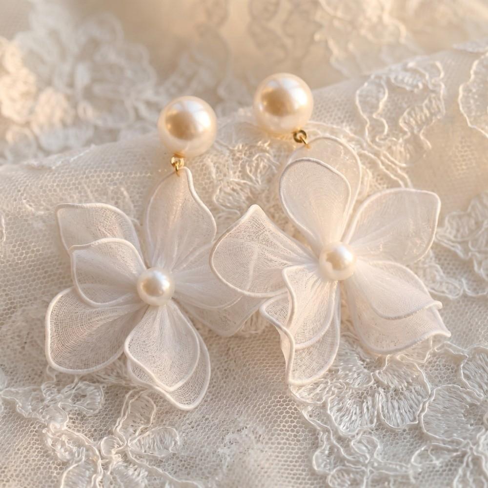 Sweet Mesh Flower Dangle Earrings Pearl Petals Stud Earrings Exquisite Beach Earrings Seaside