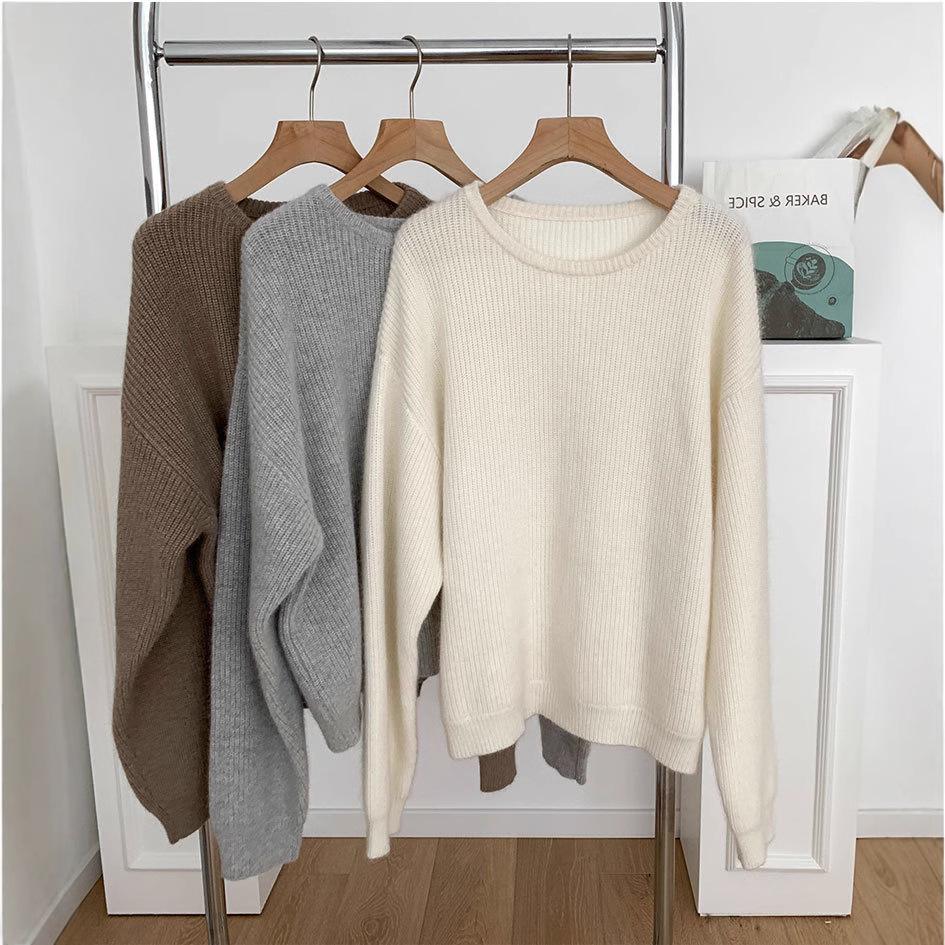 Women's Korean-Style Round Neck Sweater: Autumn/Winter Loose Pullover, Solid Color College-Style Knit Top