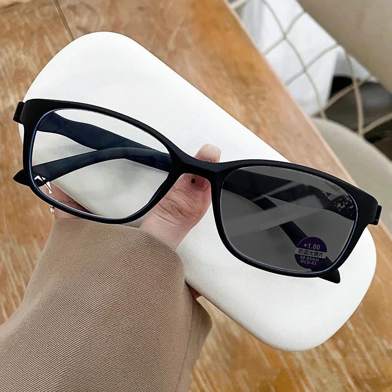 NEW Pochromic Reading Glasses Fashion Retro Square Frame Finished Presbyopia Eyeglasses Unisex Anti-UV Sunglasses Diopter