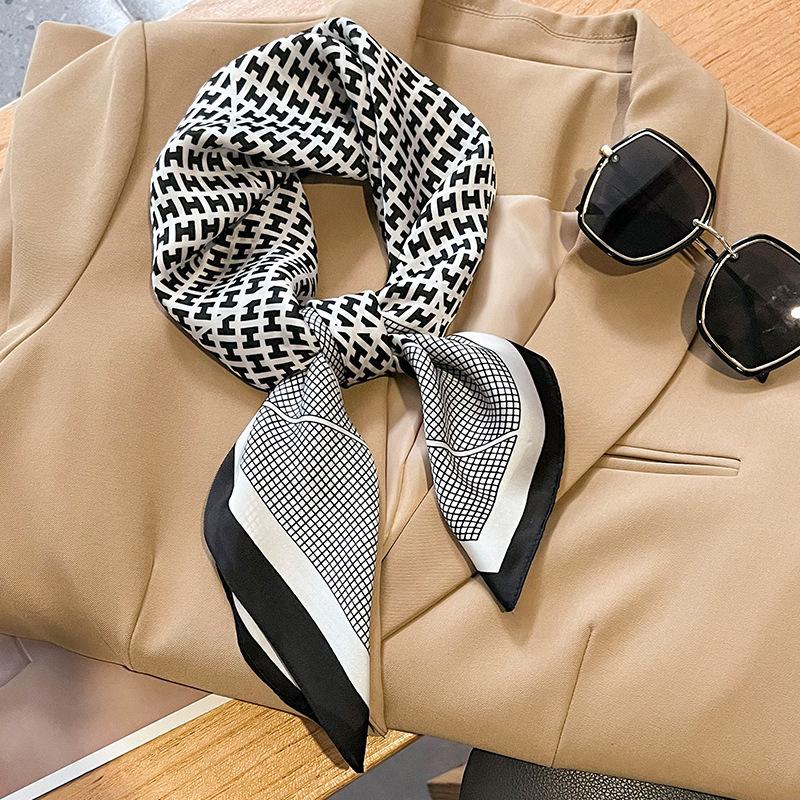 Black and White Retro Thousand Bird Grid Small Square Scarf Silk Scarf Women's Versatile Professional Matching Shirt Decoration Small Scarf Headscarf