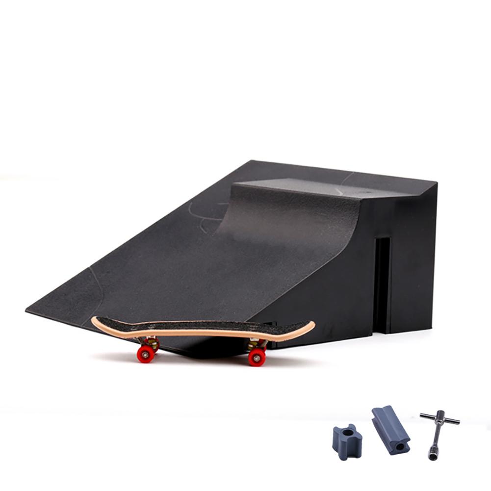 Mini Skatepark Ramp Multi-terrain Cool Finger Skateboard Park Set Obstacle Portable Practice Set Professional Fun Game Kid Toys for Boys Teens