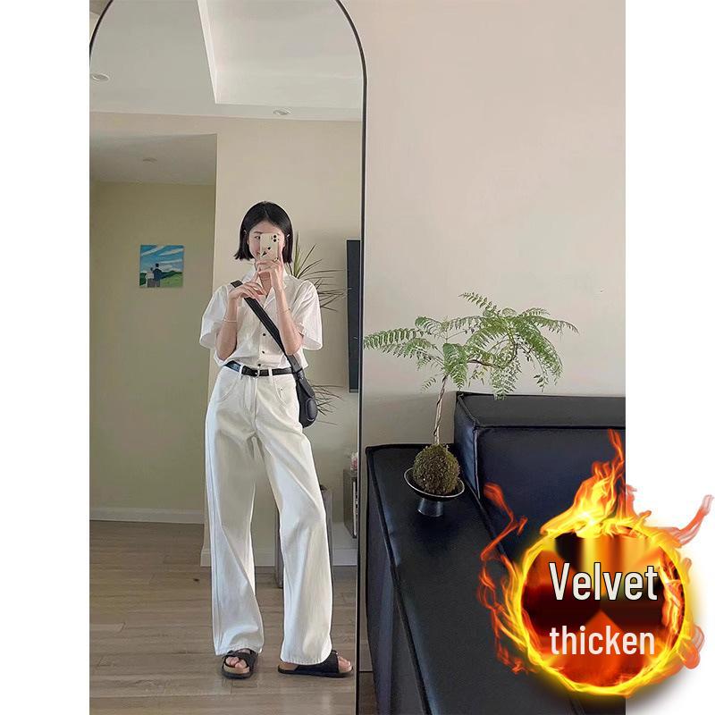 High-Waisted Black Wide-Leg Jeans for Women - Plus Size, Slimming, Loose Fit for Pear-Shaped Figures, Autumn/Winter