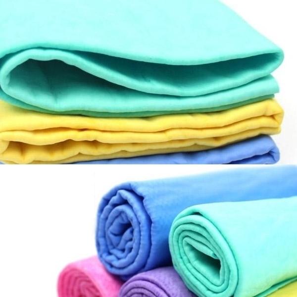 KANEED Super Absorption Clean Cham PVA Synthetic Chamois Car Wash Towel, Size: 43cm X 32cm X 0.2cm (Random Color Delivery)