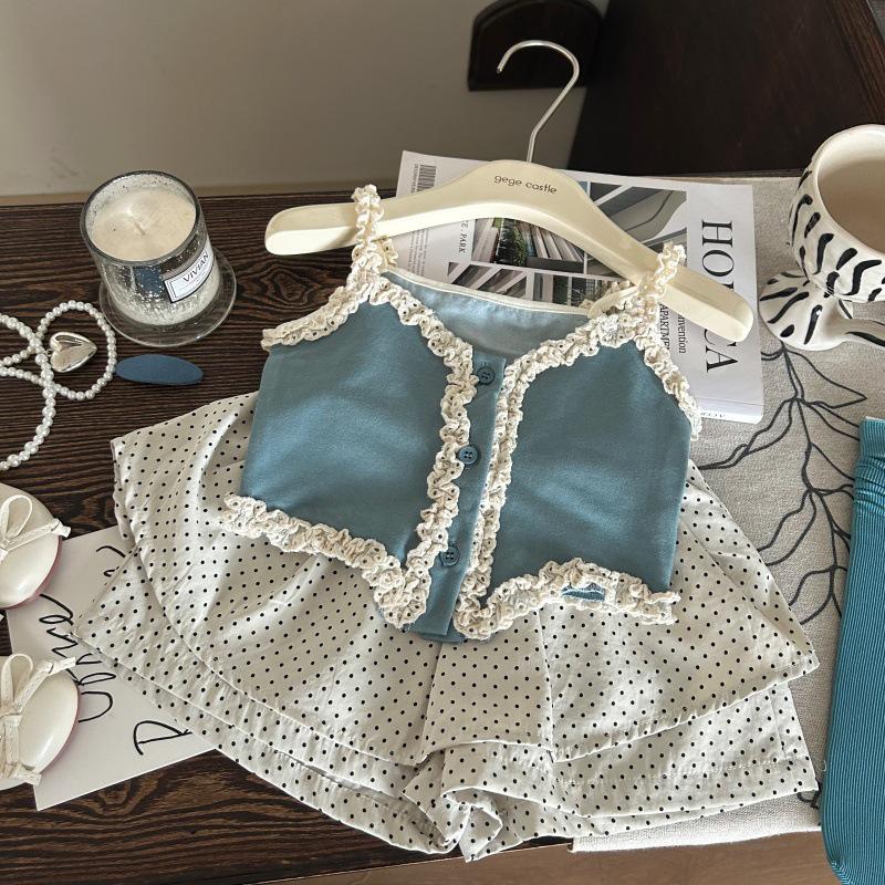 Korean-Style Kids' Summer Outfit: Lace-Trim Tank & Polka Dot Skort Set