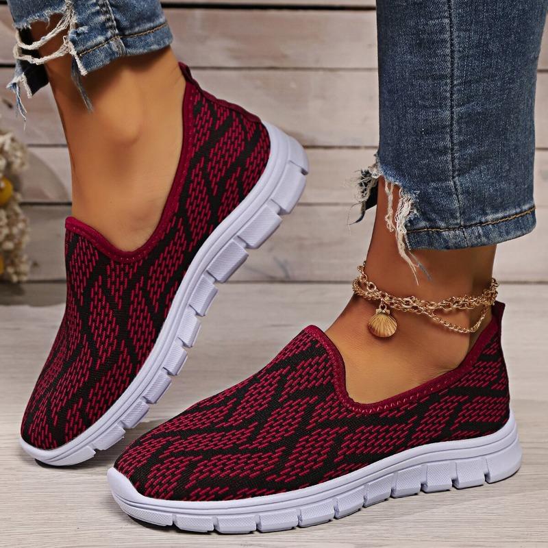 Women's New Summer Solid Casual Shoes Slip-on Flat Shoes Breathable Lightweight Large Size Flying Woven Shoes