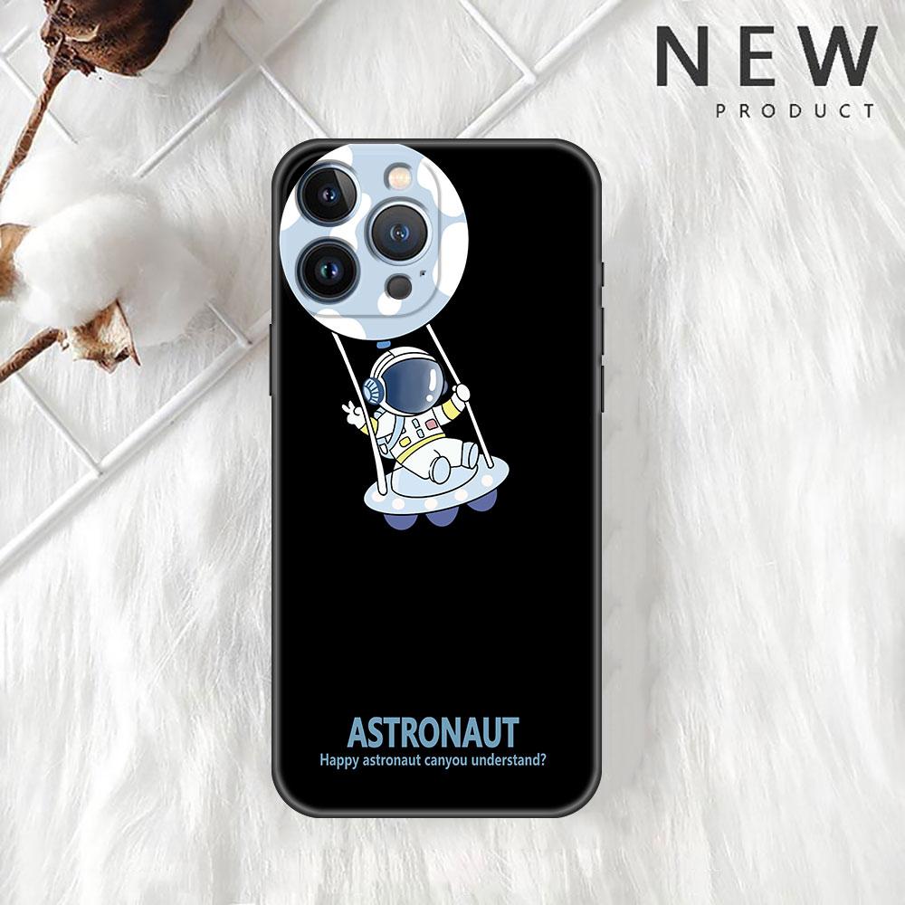 Urocze etui z astronautą dla Apple iPhone 14 11 13 12 Pro 7 XR X XS Max 8 Plus 6 6S 14Pro Czarne Miękkie Etui na Telefon