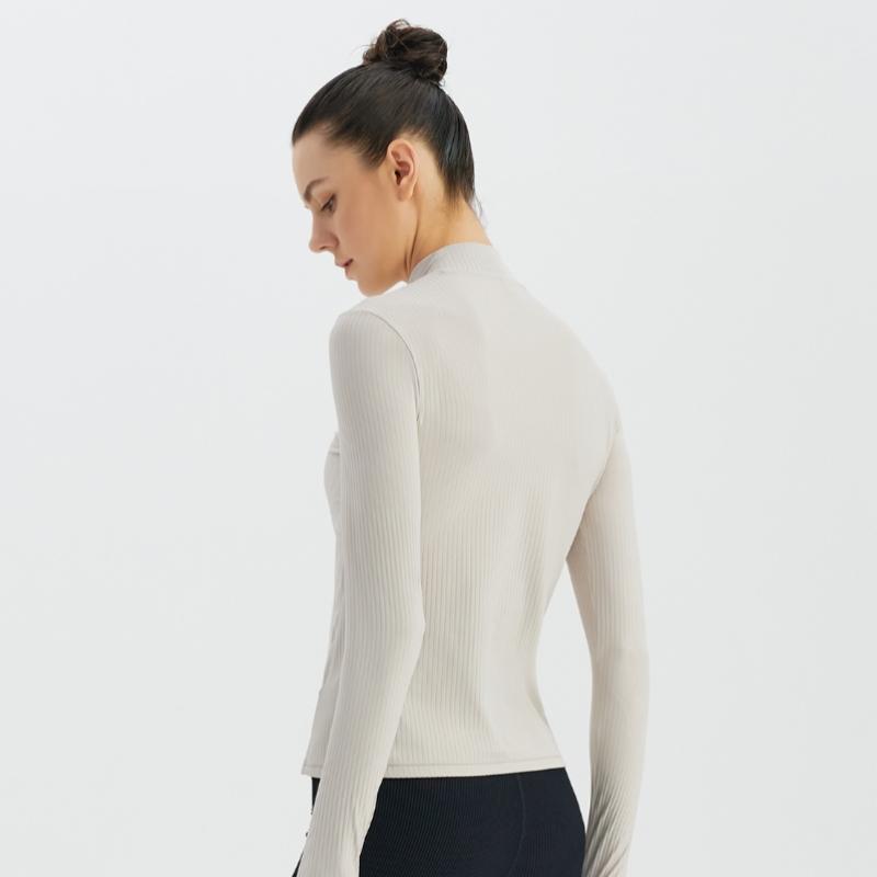 Huit Long Sleeve Zip Tee Htwtl3k18t