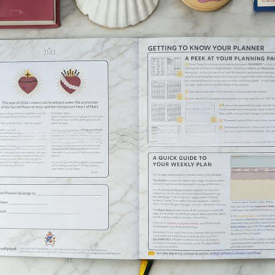 2026 Stor Hårdpärmsplanerare med Rymligt Skrivutrymme Veckovis Vertikalt Layout Bärbar Planerarbok för Effektiv Tidshantering Och Målplanering