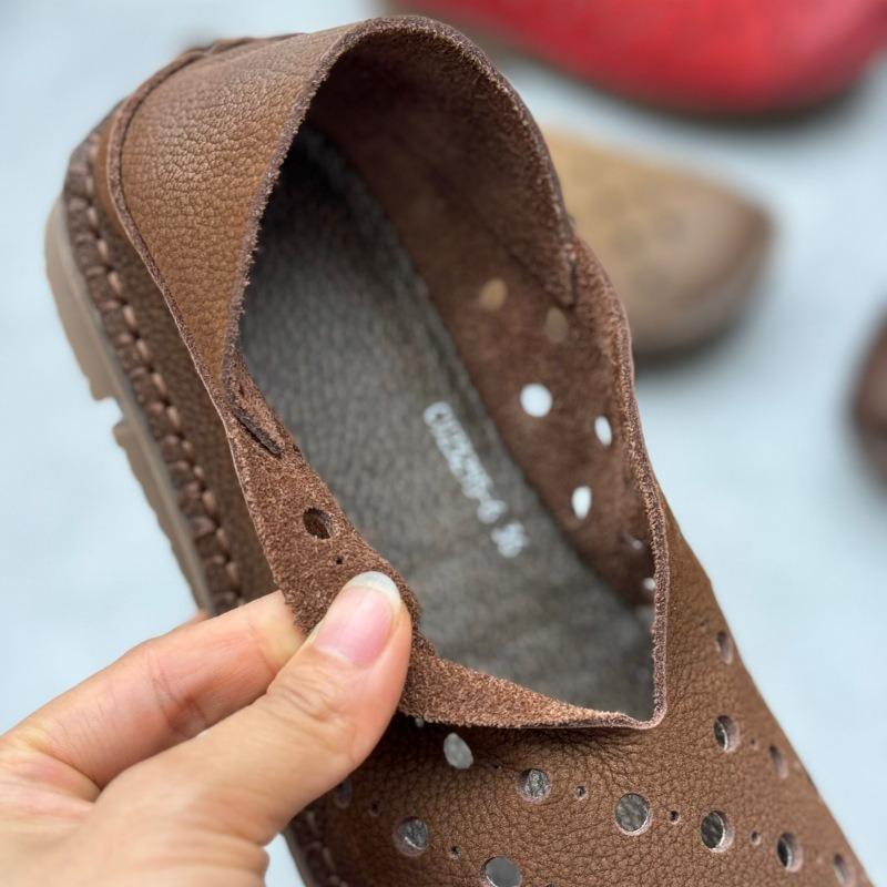 Women's Handmade Leather Shoes Summer Round Head Flat Soft Cowhide Hole Sandals