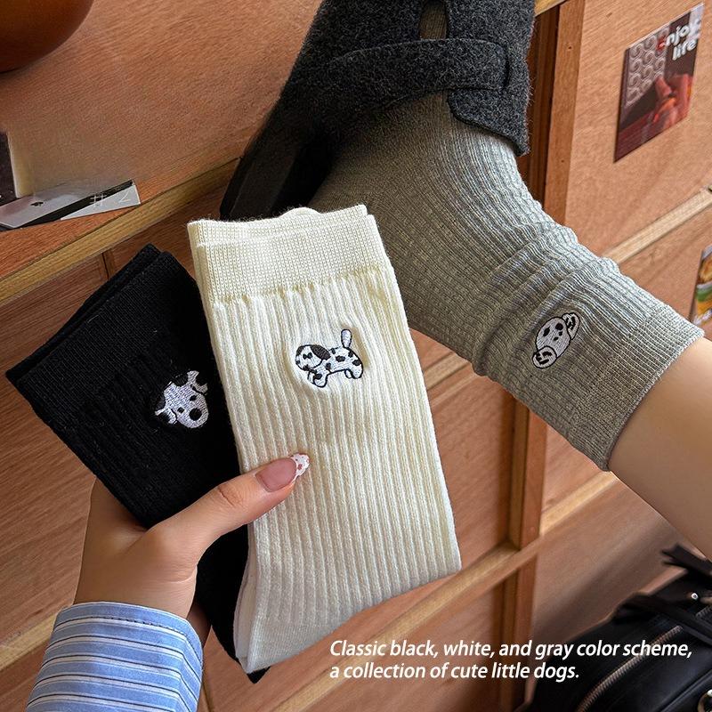 White Puppy Socks for Women In Autumn and Winter, Solid-colored Cotton Socks, Cute Cartoon Embroidered Boneless Mid-calf Socks for Women