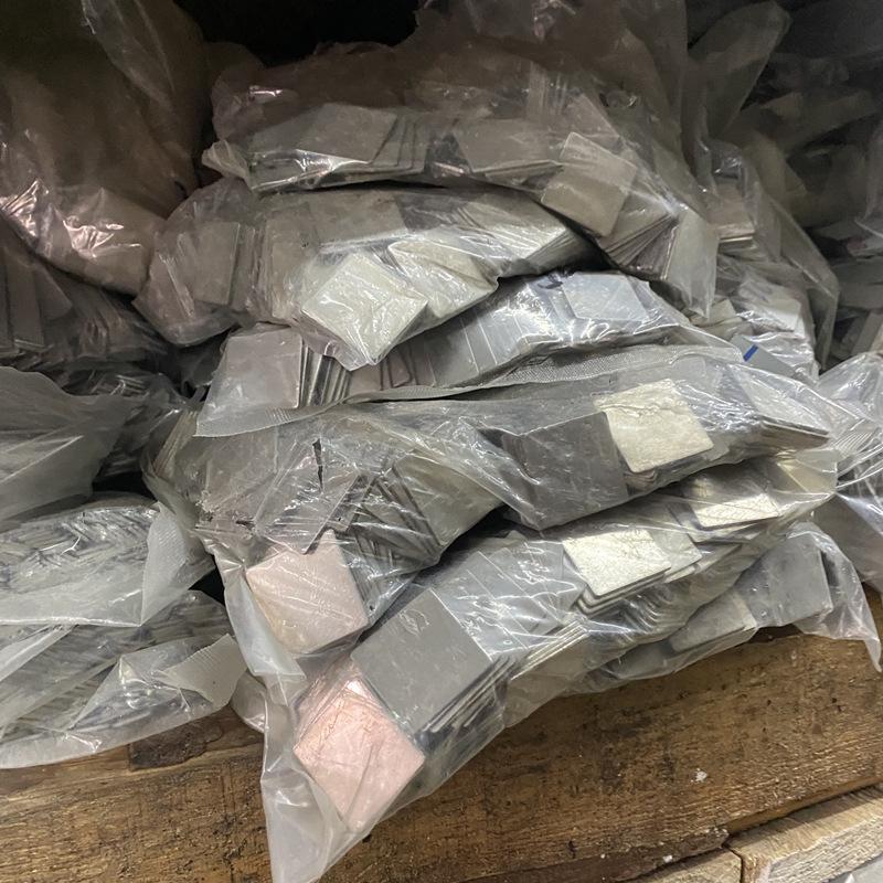 Orijinal 304 Paslanmaz Çelik Uç Kapağı: 10-80mm Kare, 1.5mm Kalınlık Boru Kılıfı Kaynak Plakası, Düz Kapak