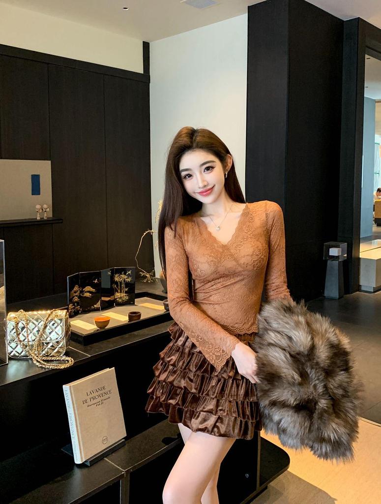 Lace Sexy V-neck Women's Long Sleeve T-shirt with Chest Pads