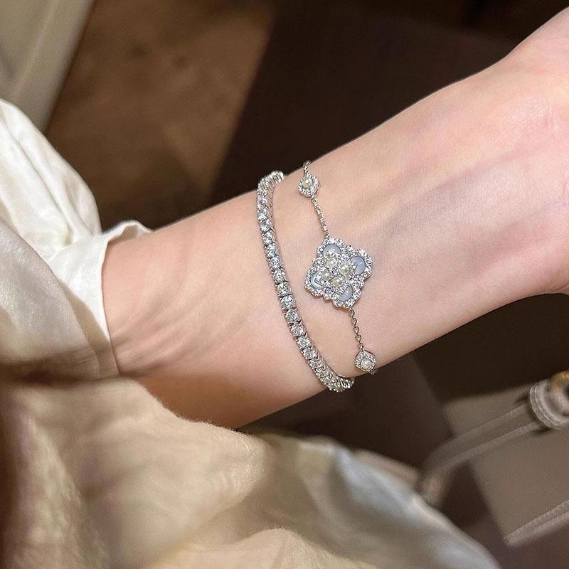 Full Inlay Diamonds Pearl Flower Bracelet Chain Light Luxury Fashion Romantic Stacked Bracelets for Women Engagement Jewelry