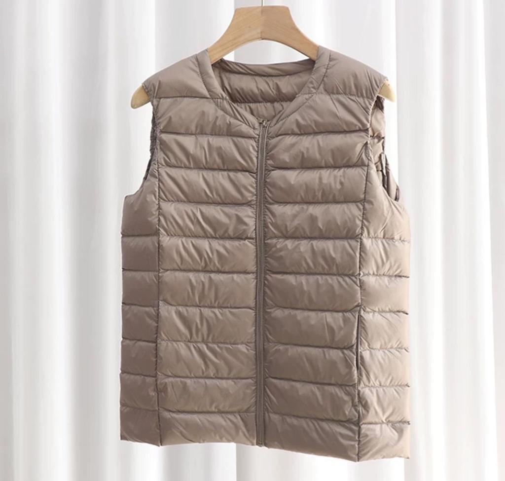 Women's Out-of-Season Korean Down Jacket - Slim Fit, Round Neck, Mid-Length, Zippered Winter Vest