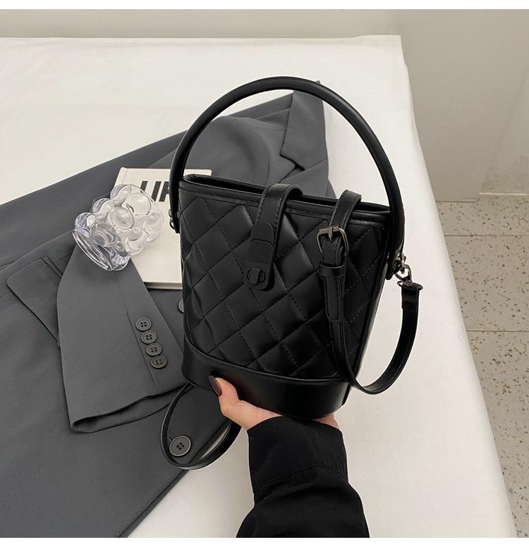 Popular Niche Bags, New Women's Bags, Diamond Versatile Messenger Bags, Shoulder Portable Bucket Bags