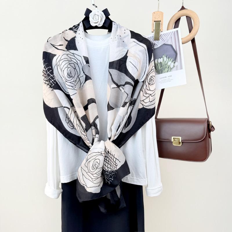 High-value retro printed long scarf creative temperament photography with warm scarf cotton and linen outer shawl